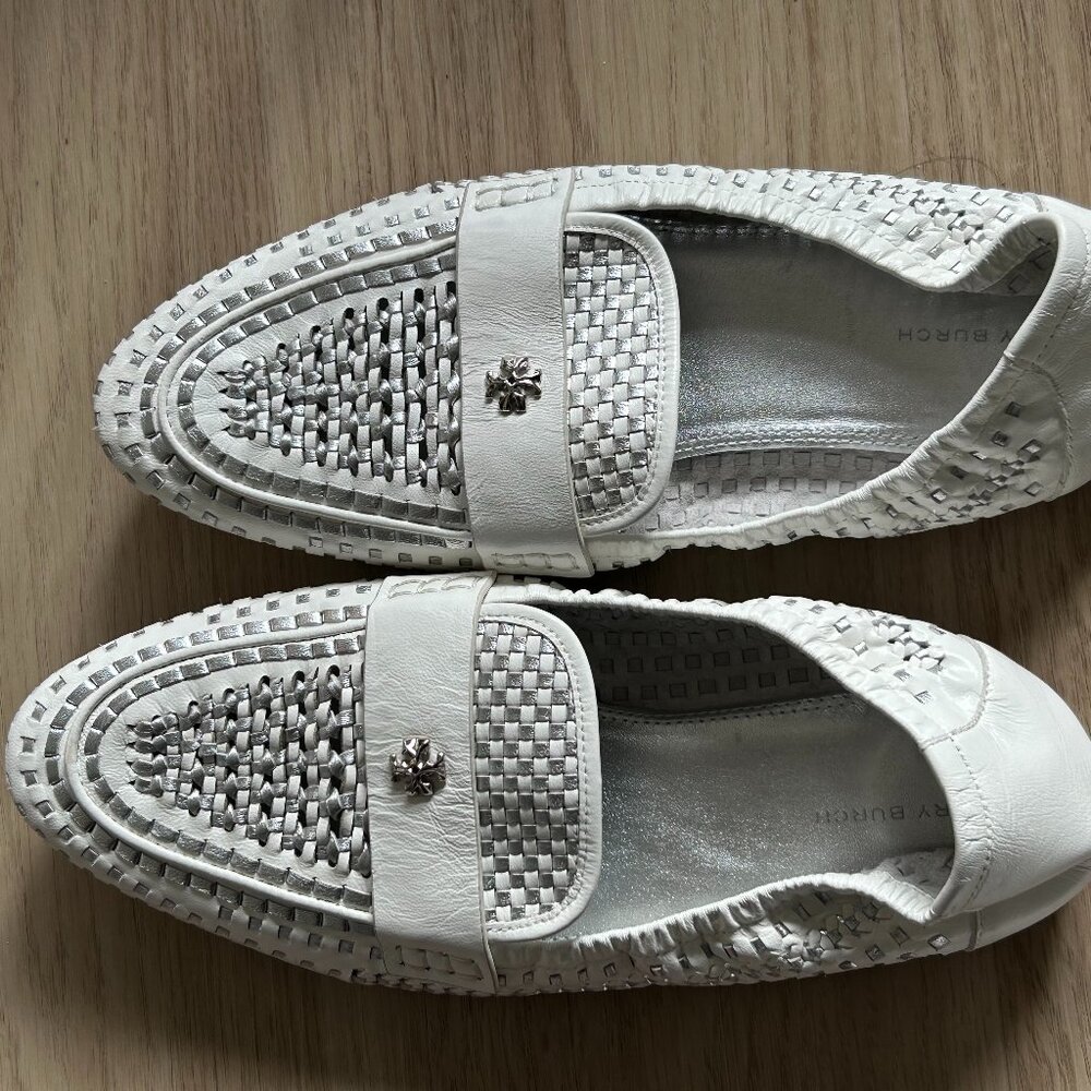 NEW TORY BURCH Women's Woven Leather Ballet Loafers In Silver - Size 10